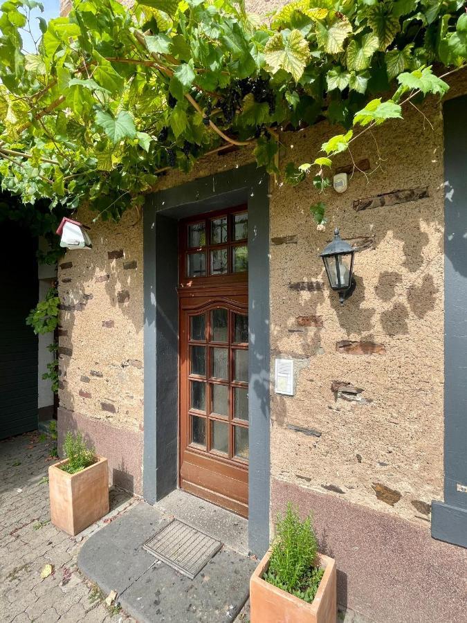 Altes Pfarrhaus Hotel Ernst Exterior photo