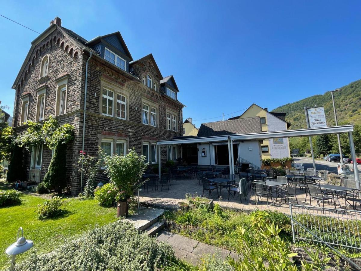 Altes Pfarrhaus Hotel Ernst Exterior photo